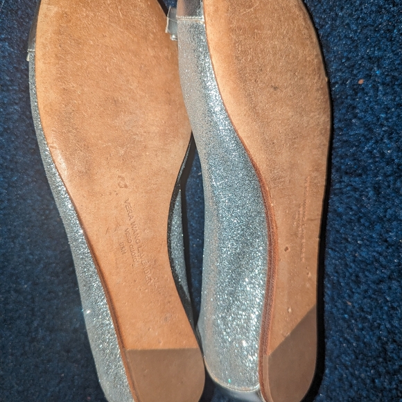 Vera Wang Lavender women's flats size 8.5 - Picture 2 of 3